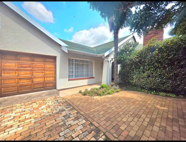 3 BEDROOM HOUSE FOR SALE IN LIBRADENE